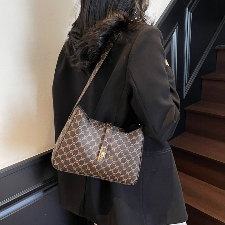 Damen Designer Umhängetasche mit exklusivem Kettenverschluss Nord Taschen