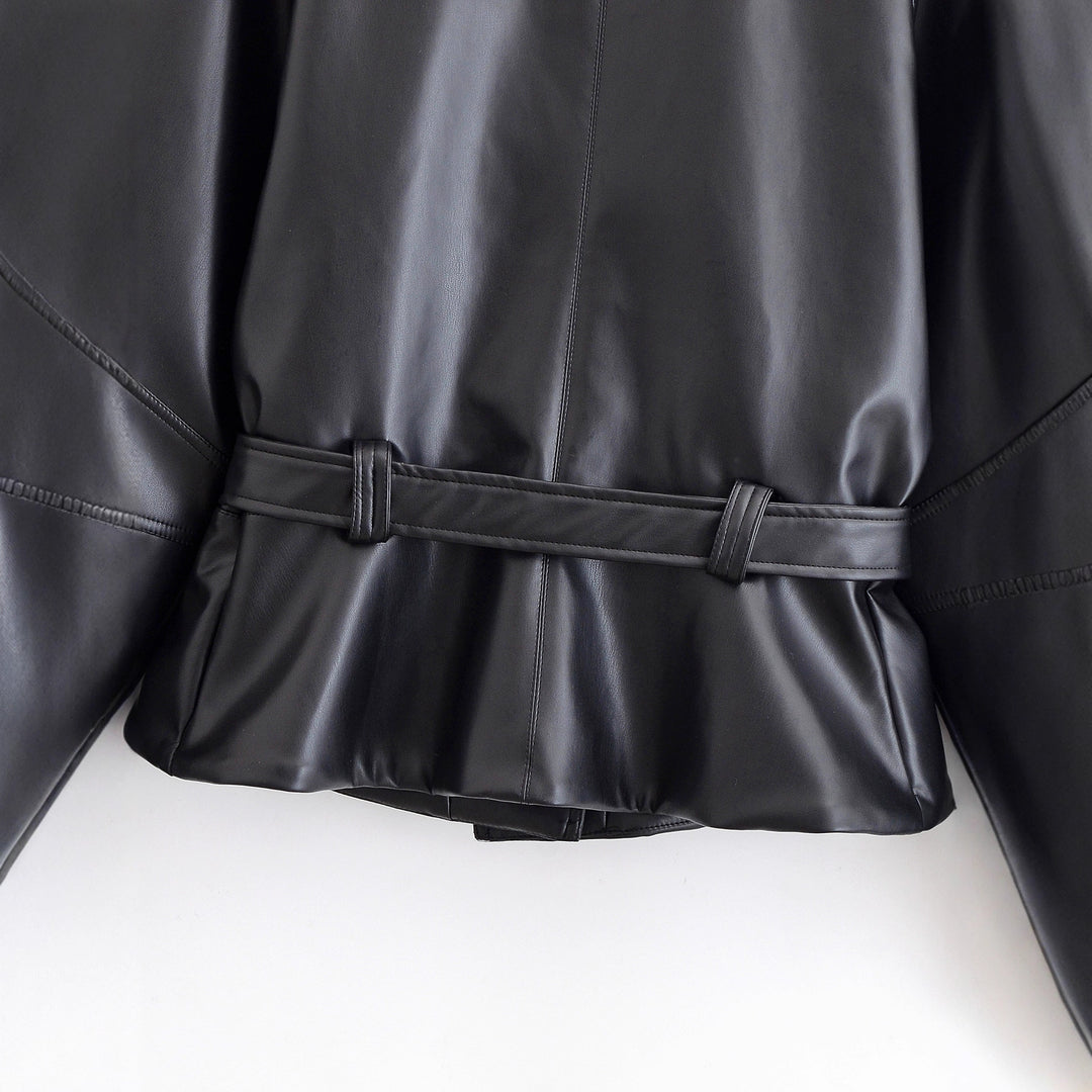 Damen 50+ kurzer taillierter Kunstlederblouson mit Bindegürtel und überschnittenen Ärmeln Nord Taschen