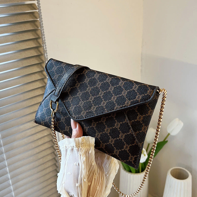 Damen elegante Clutch-Tasche mit strukturiertem Design Nord Taschen