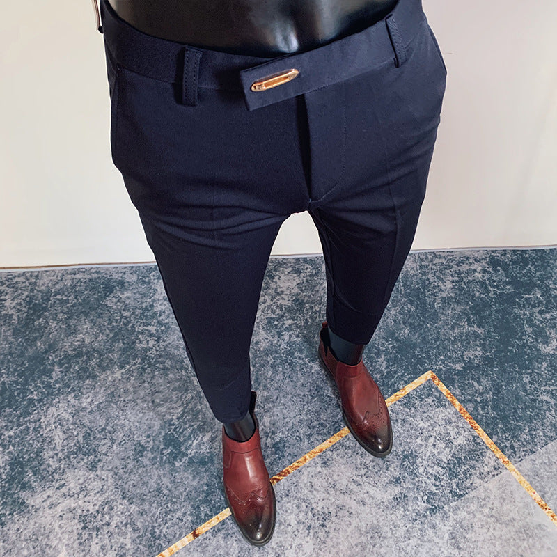 Herren taillierte Slimfit Anzughose mit elastischem Bund, verdecktem Reißverschluss und modischem Gürteldetail Nord Taschen