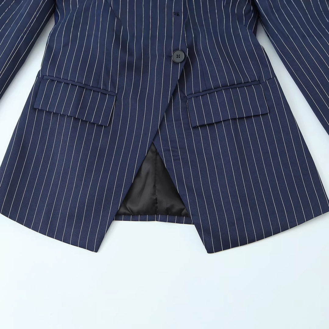 Damen Nadelstreifen-Tailored-Blazer mit markantem Revers, Pattentaschen und taillierter Silhouette Nord Taschen