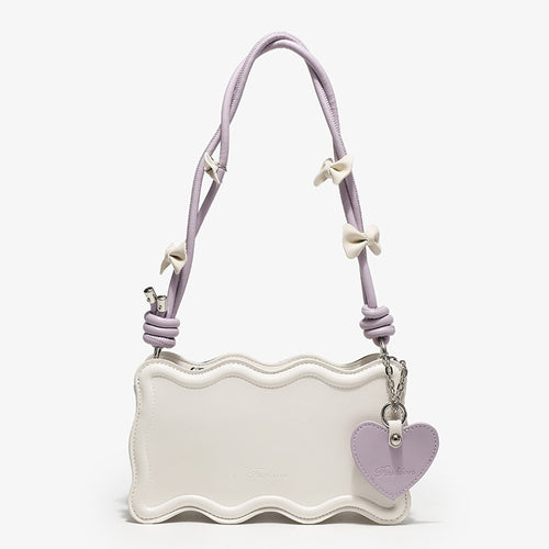 Damen Mini-Handtasche mit kreativem Wellenmuster und verspieltem Anhänger Nord Taschen
