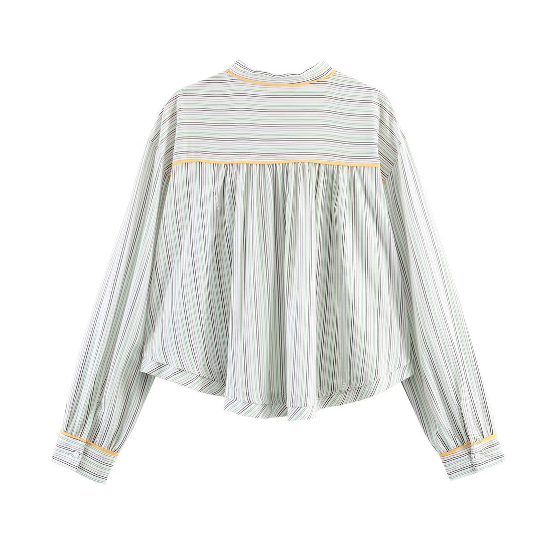 Damen Oversize-Bluse im Cropped-Schnitt mit Stehkragen, feinem Streifenmuster und Kontrastpaspel Nord Taschen