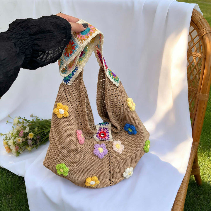 Damen Häkel-Umhängetasche mit bunten Blumenapplikationen Nord Taschen