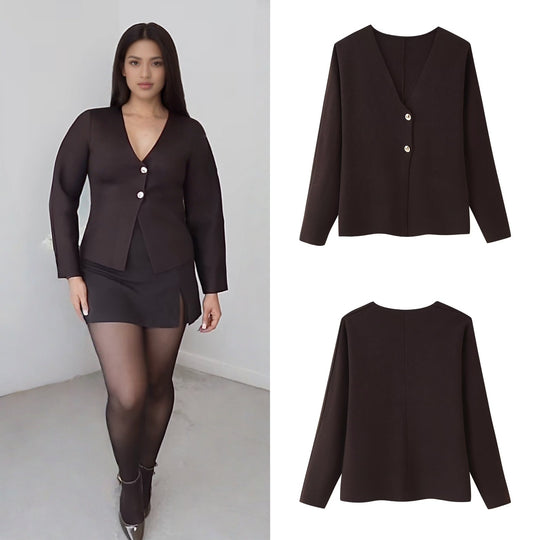 Damen Kastige Feinstrick-Jacke mit tiefem V-Ausschnitt und goldenen Zierknöpfen Nord Taschen