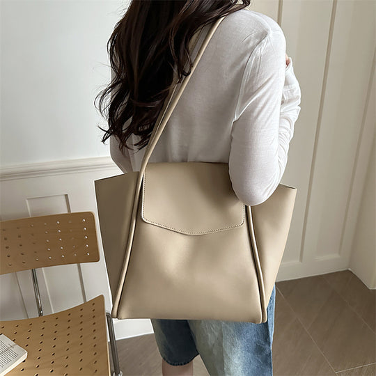 Damen elegante Ledertasche mit minimalistischem Design Nord Taschen