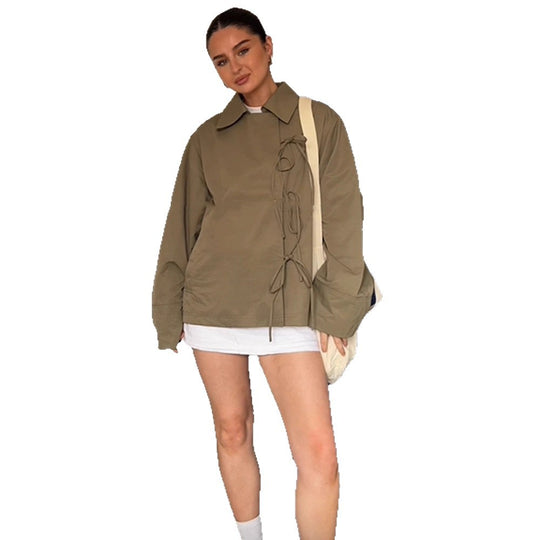 Damen Oversize-Hemdjacke mit dekorativen Knotenschließen und Hemdkragen Nord Taschen
