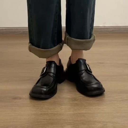 Damen Schnallen‑Loafer mit quadratischer Kappe und markanter Plateausohle Nord Taschen