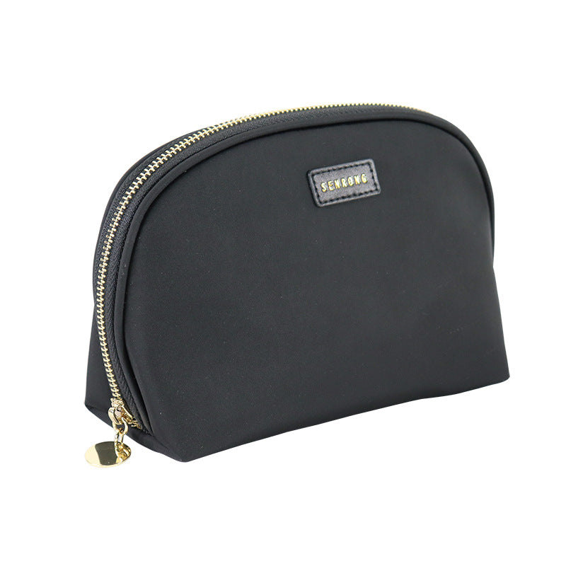 Damen Kosmetikbeutel mit elegantem Design und praktischen Fächern Nord Taschen