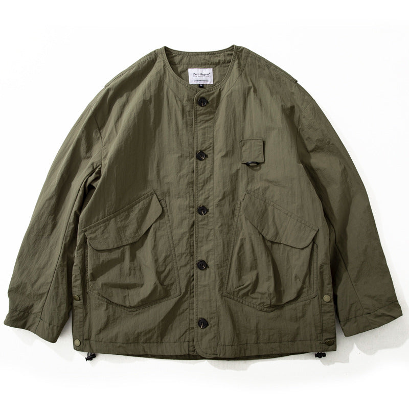 Herren Kragenlose Utility-Fieldjacke mit Pattentaschen und Kordelzug Nord Taschen