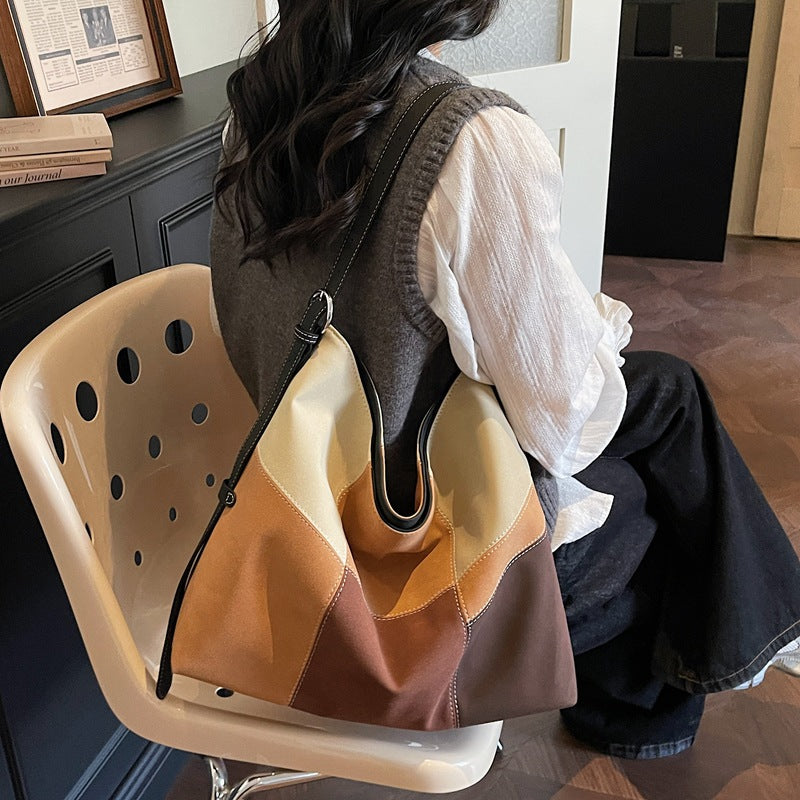 Damen Hobo-Tasche aus hochwertigem, mehrfarbigem Veloursleder mit einzigartigem Patchwork-Design Nord Taschen