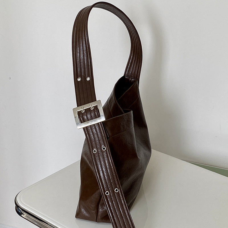 Damen Tote-Bag mit elegantem, geschwungenem Design und praktischen Innenfächern Nord Taschen