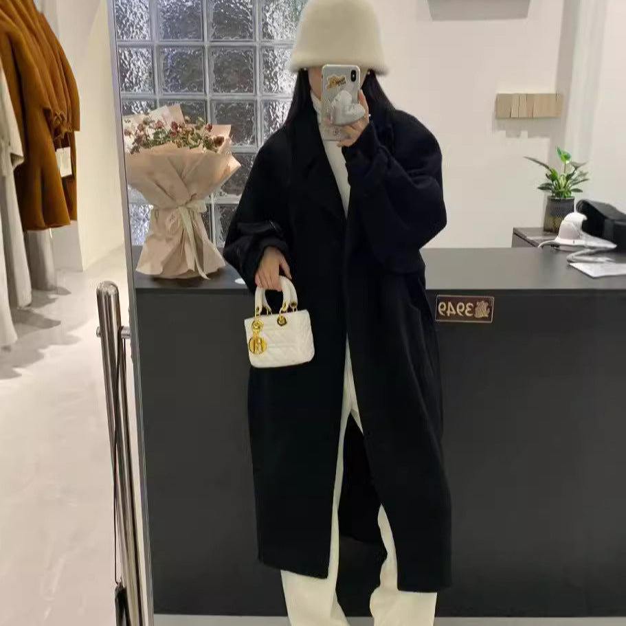 Damen Oversize-Mantel mit tiefsitzender Schulter und langer Silhouette Nord Taschen