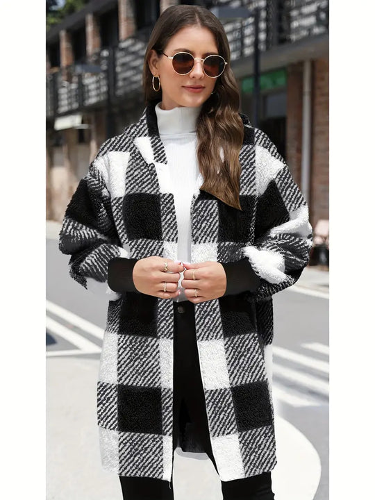 Damen Oversize Karierter Teddy-Mantel mit Kapuze und Eingrifftaschen Nord Taschen
