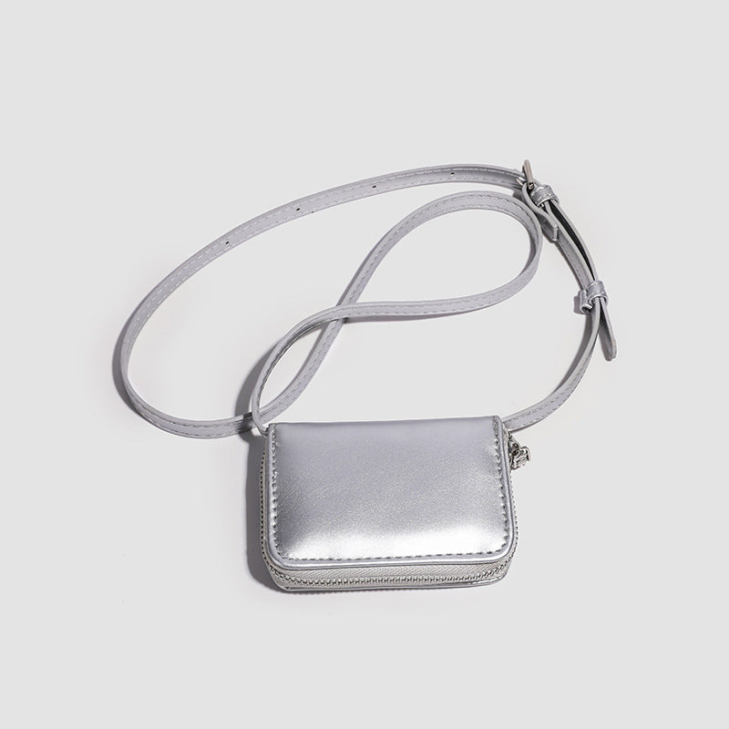 Damen Handgelenktasche mit elegantem Reißverschluss und minimalistischer Silhouette Nord Taschen