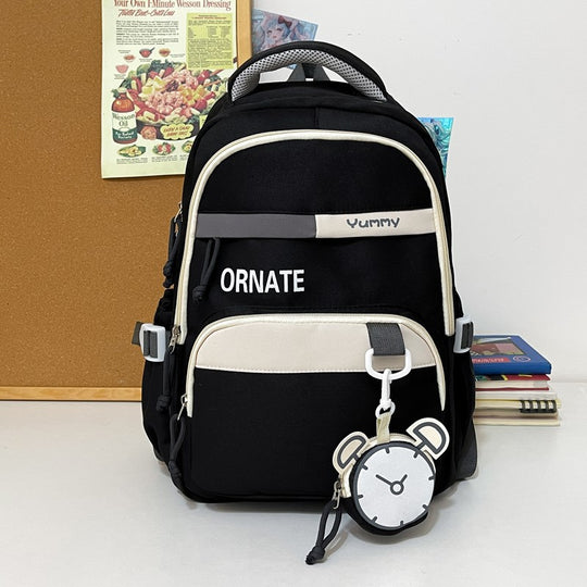 Damen Rucksack mit funktionalem Design und verspieltem Anhänger Nord Taschen