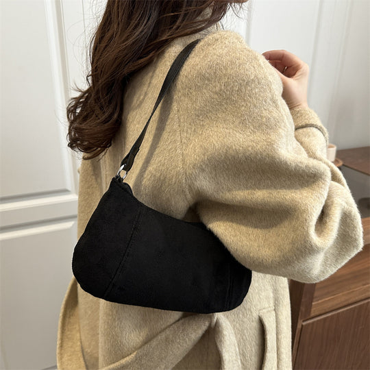 Damen Umhängetasche mit luxuriösem Wildleder-Finish und praktischem Schulterriemen Nord Taschen