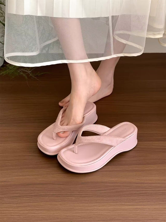 Damen trendige Wedge-Zehentrenner mit elegantem Obermaterial