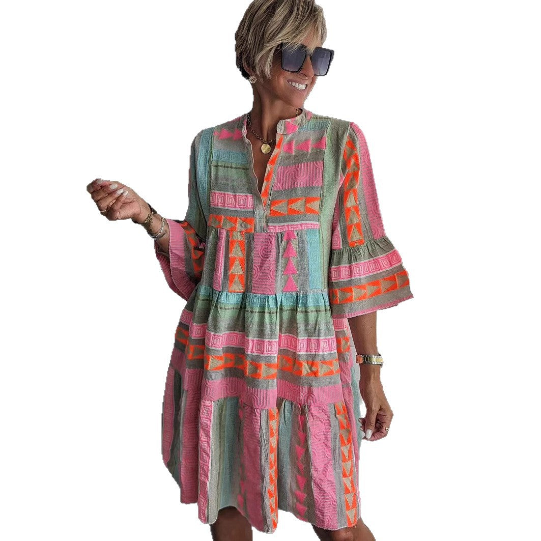 Damen luftiges Boho-Kleid mit eingew Nord Taschenten Mustern und kurzen Ärmeln