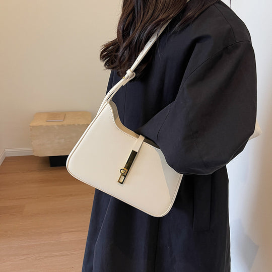 Damen Designer Umhängetasche mit elegantem Kettenakzent Nord Taschen