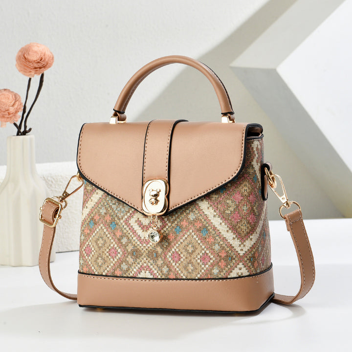Damen Stylish Schultertasche mit detailreichem Muster Nord Taschen