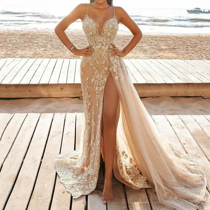 Damen Glamouröses Abendkleid mit tiefem V-Ausschnitt und funkelnden Verzierungen