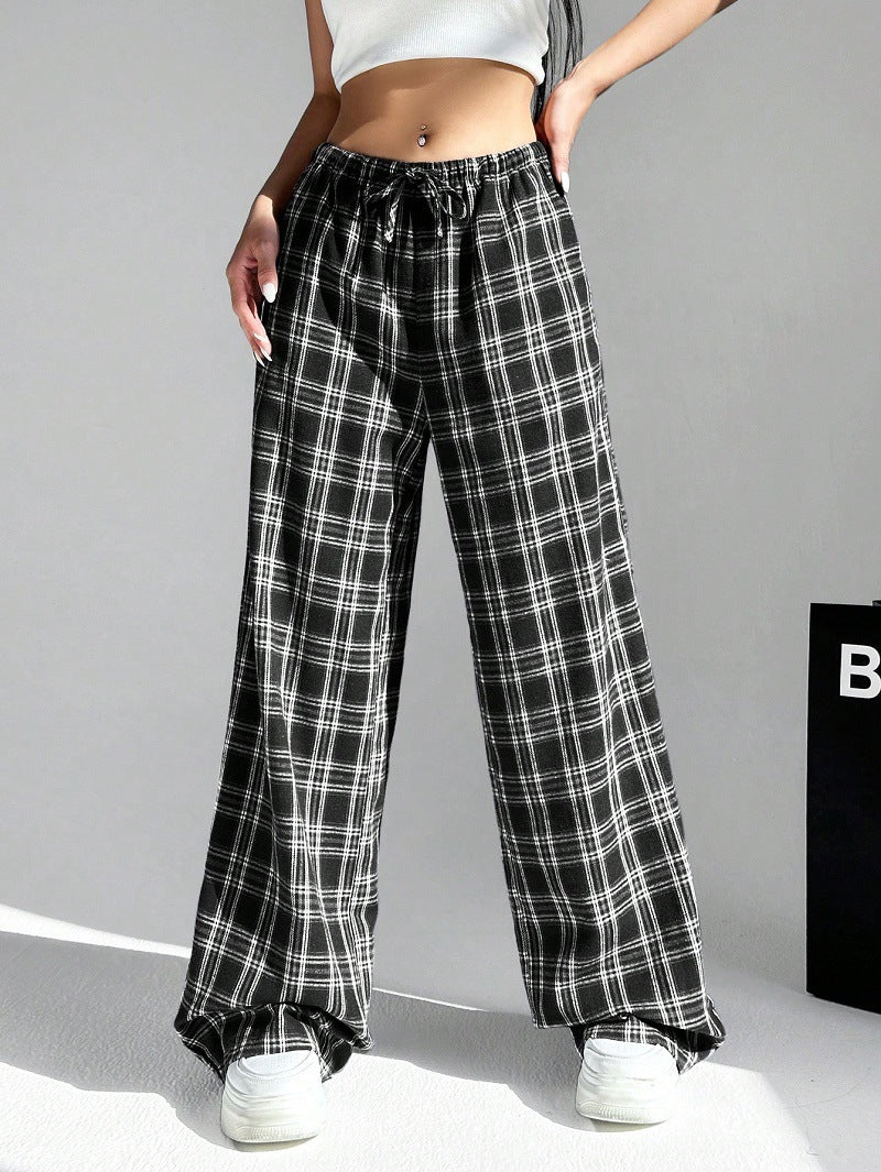 Damen weite Karo-Hose aus angenehmem Baumwollstoff mit Gummibund und seitlichen Taschen