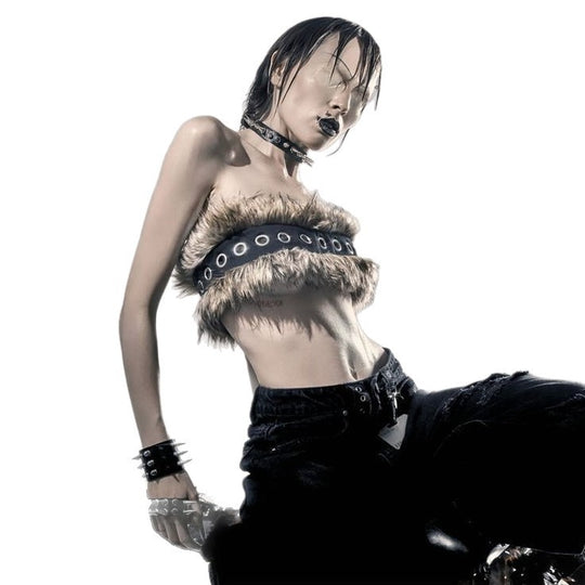Damen Cropped Bandeau-Top mit Kunstfellbesatz, Ösenlederband und Gothic‑Punk‑Details Nord Taschen