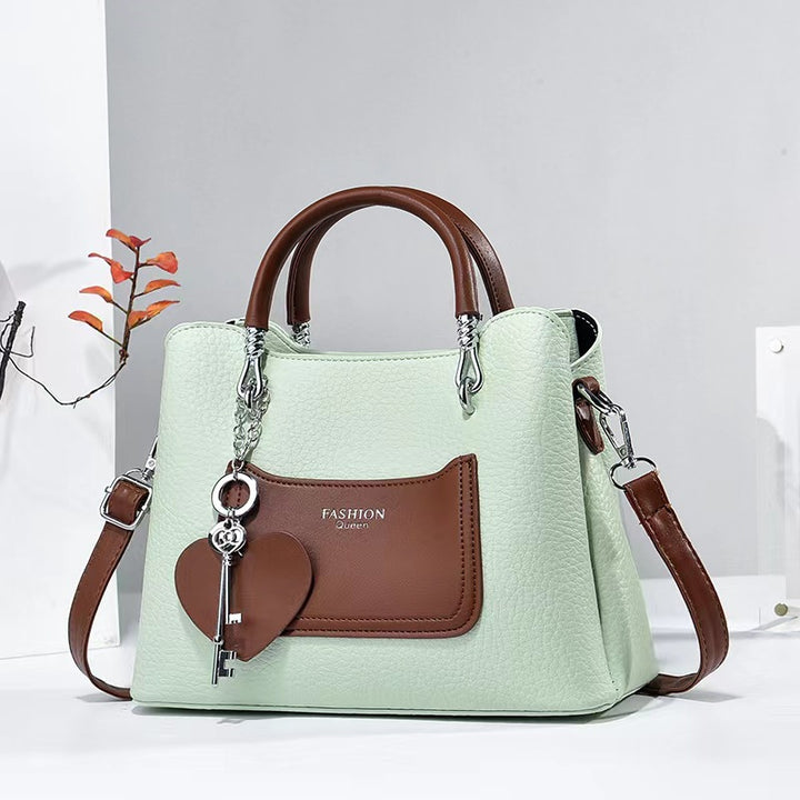 Damen Handtasche mit strukturiertem Kunstleder und abnehmbaren Anhänger Nord Taschen
