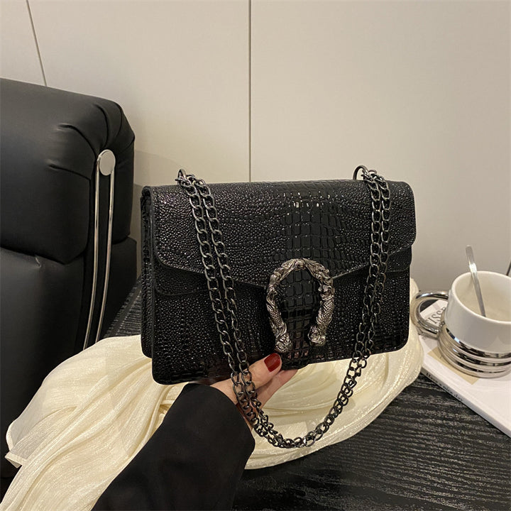 Damen elegante Handtasche mit stilvollem Schlangenverschluss Nord Taschen