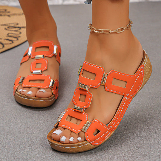 Damen Sandalen mit modischen Zierelementen und bequemem Fußbett