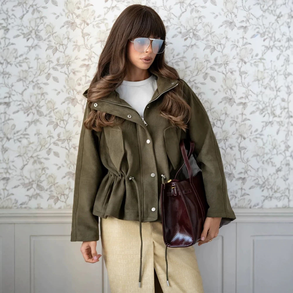 Damen Kurzblouson aus Veloursleder-Optik mit Kapuze, Tunnelzug‑Taillierung und Pattentaschen Nord Taschen