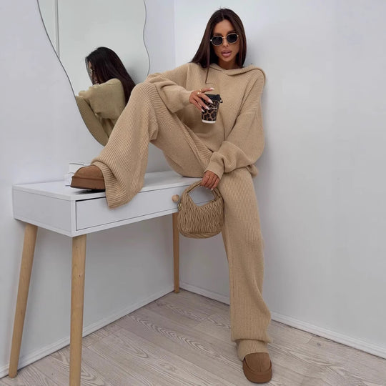 Damen elegantes kaschmirähnliches Strick-Set mit asymmetrischem Wasserfallkragen und fließender Palazzo-Strickhose Nord Taschen