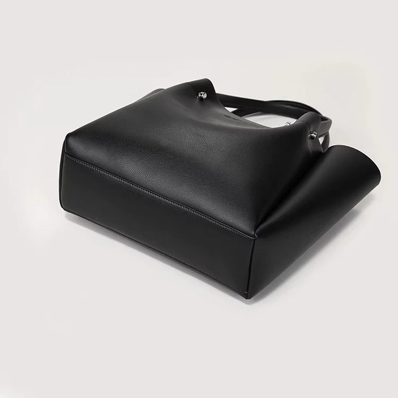 Damen Tote-Tasche mit eleganter Struktur und komfortablem Innenlayout Nord Taschen