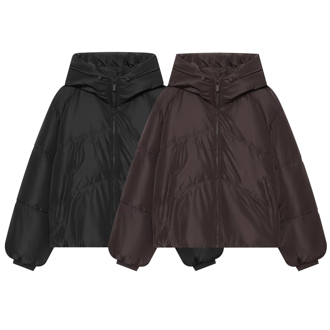 Damen Kurz geschnittene wattierte Oversize‑Steppjacke mit hohem Stehkragen und Kapuze Nord Taschen
