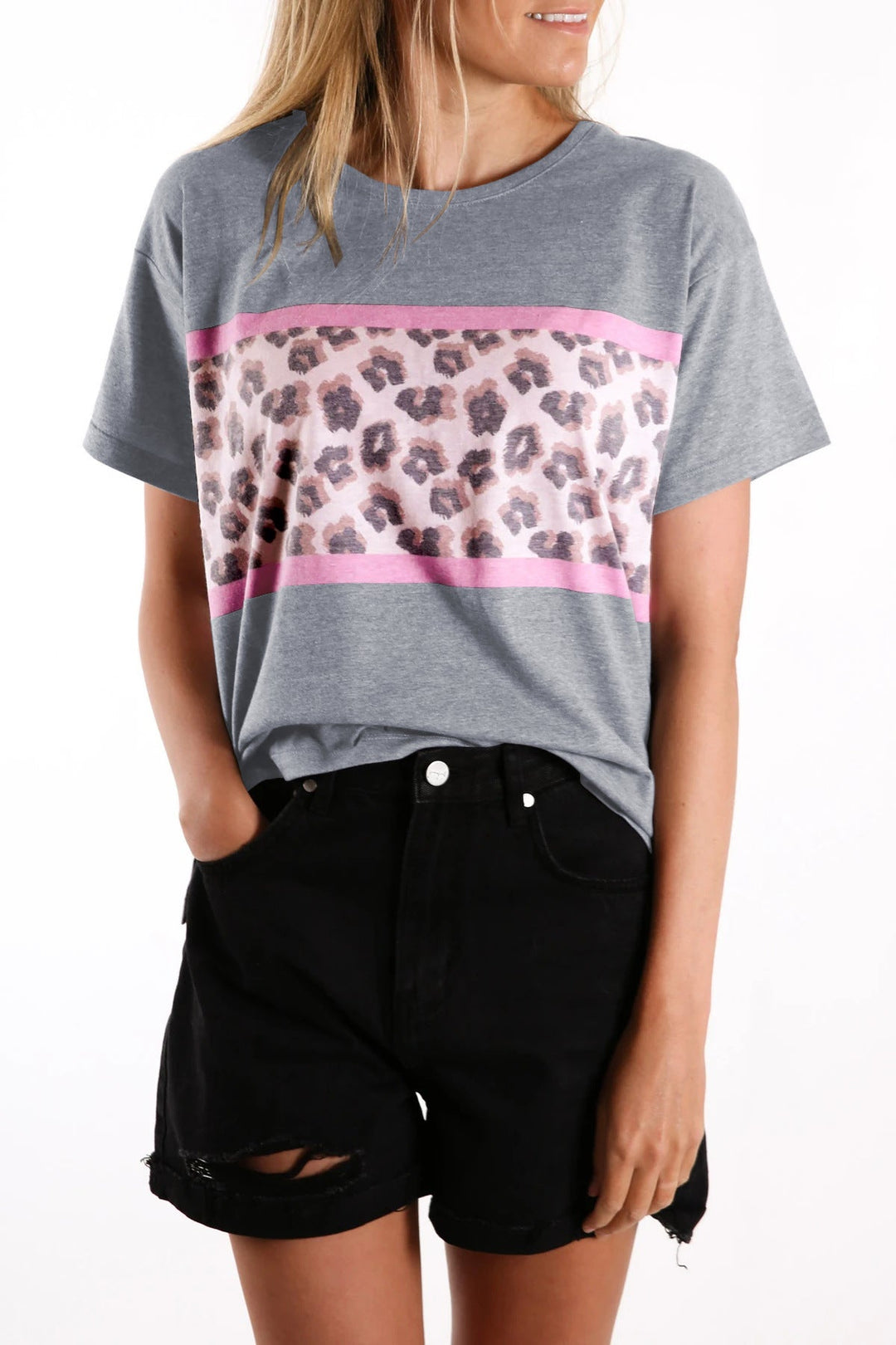 Damen T-Shirt mit modernem Leopardenmuster und elastischem Saum