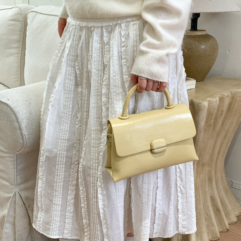 Damen Handtasche mit strukturiertem Design und elegantem Verschluss Nord Taschen