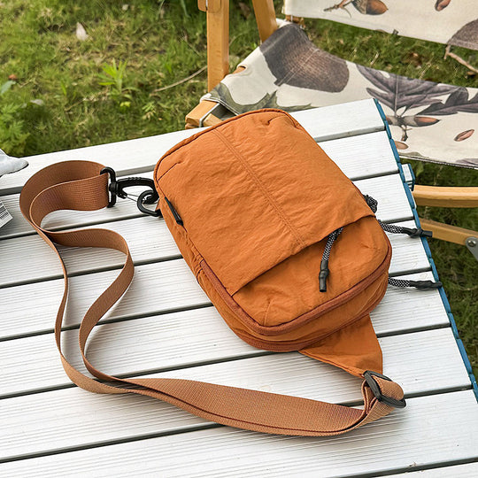 Damen Umhängetasche mit minimalistischem Design und praktischem Fächerlayout Nord Taschen