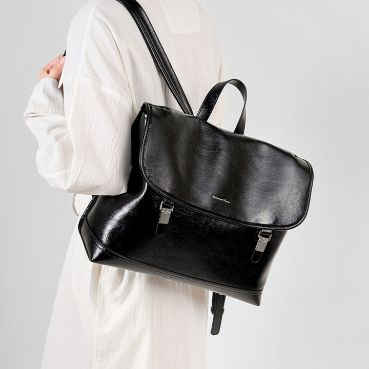 Damen Rucksack aus hochwertigem Leder mit praktischem Verschluss Nord Taschen