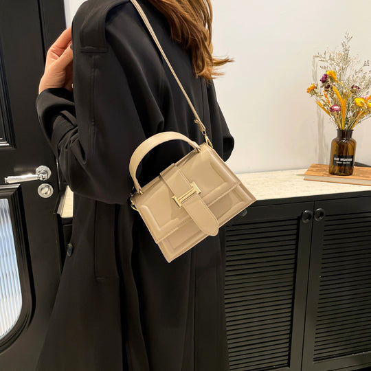 Damen elegante Handtasche mit praktischem Klappverschluss Nord Taschen