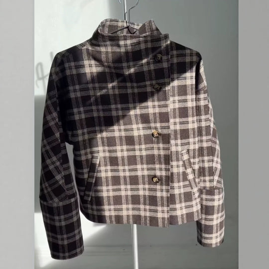 Damen Kurzer Wollmix‑Mantel mit asymmetrischer Knopfleiste und Stehkragen Nord Taschen