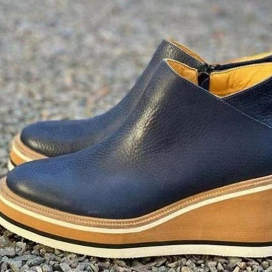 Damen  Keil-Ankle Boots mit genarbtem Kunstleder, dämpfender Plateausohle und gepolstertem Komfortfußbett Nord Taschen