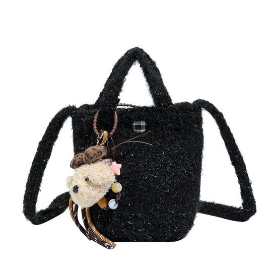 Damen kuschelige Filztasche mit verspieltem Anhänger Nord Taschen