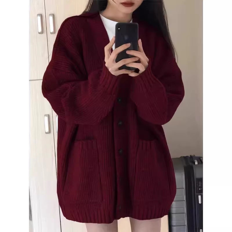 Damen Oversize Strickcardigan mit aufgesetzten Taschen und durchgehender Knopfleiste Nord Taschen