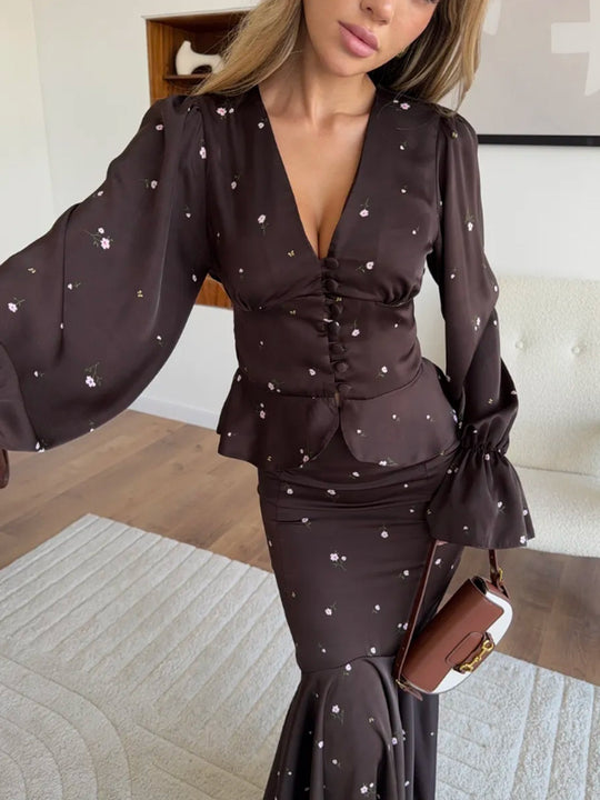 Damen Zweiteiliges Satin-Set mit tailliertem Knopf-Top und Meerjungfrau-Rock Nord Taschen