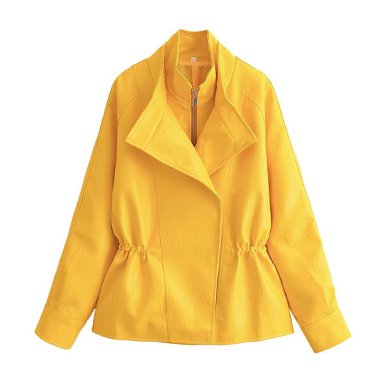 Damen Kurze Kunstlederjacke mit asymmetrischem Revers und taillierendem Tunnelzug Nord Taschen