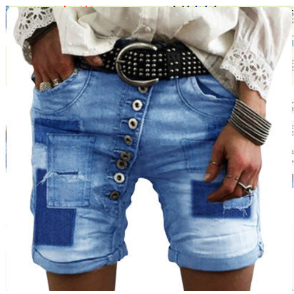 Damen modische Denim-Shorts mit funktionalen Taschen und distressed Akzenten