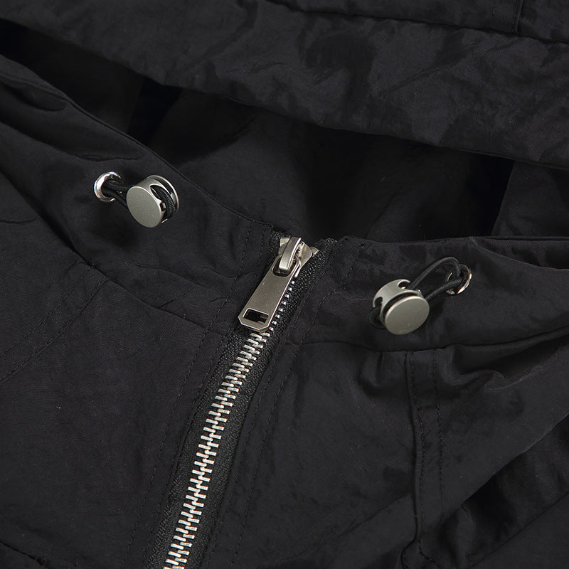 Unisex Ultraleichte Packbare Kapuzenjacke im Boxy-Relax-Schnitt mit Zwei-Wege-Metallreißverschluss Nord Taschen