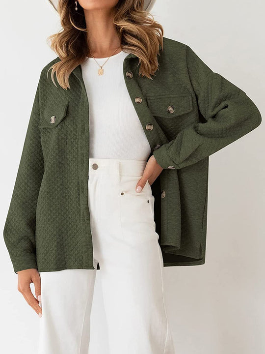 Damen Stepp-Hemdjacke mit kastiger Oversize-Passform und aufgesetzten Brusttaschen Nord Taschen
