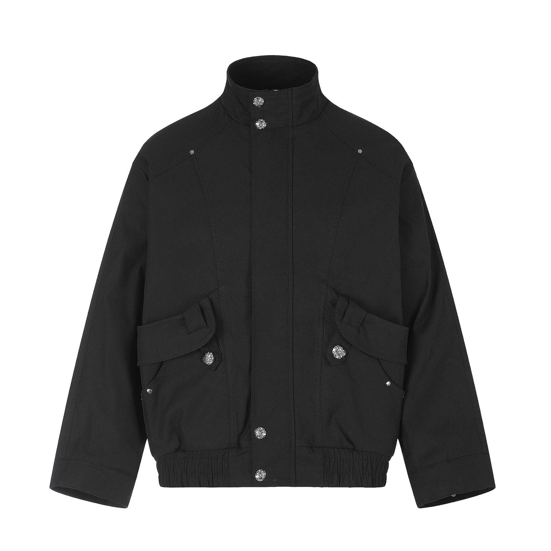 Damen Kurzer Boxy‑Bomber mit hohem Funnelkragen, Utility‑Pattentaschen und elastischem Saum Nord Taschen